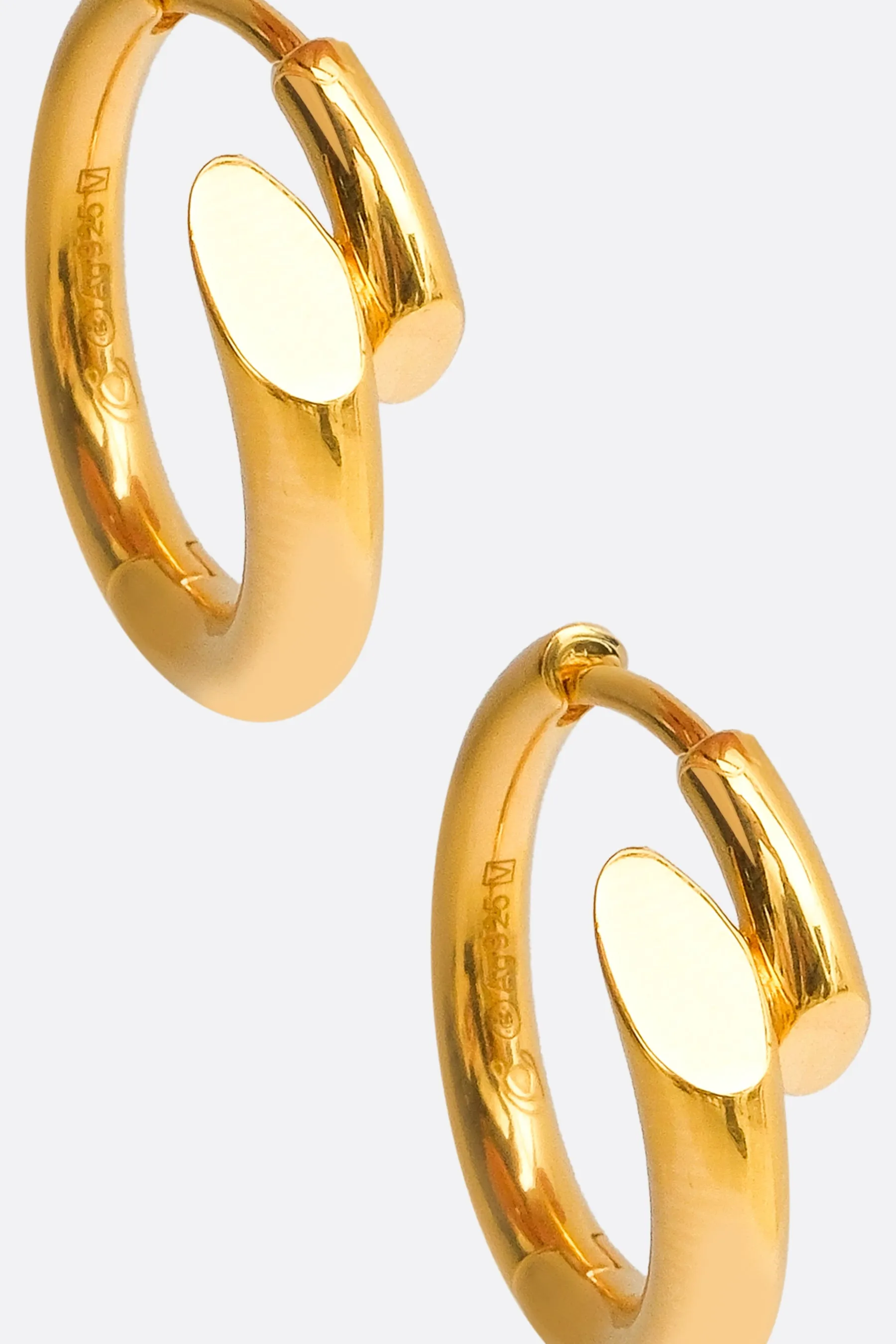 Biseau hoop earrings