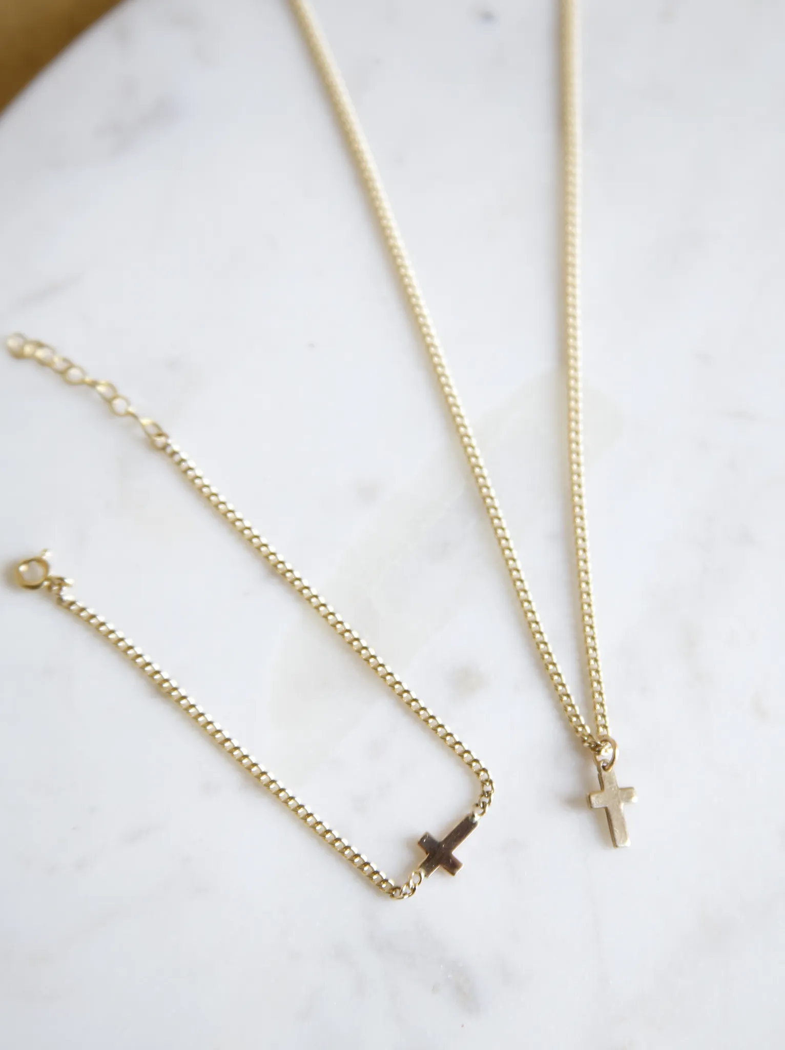 Cross Pendant Curb Chain Bracelet