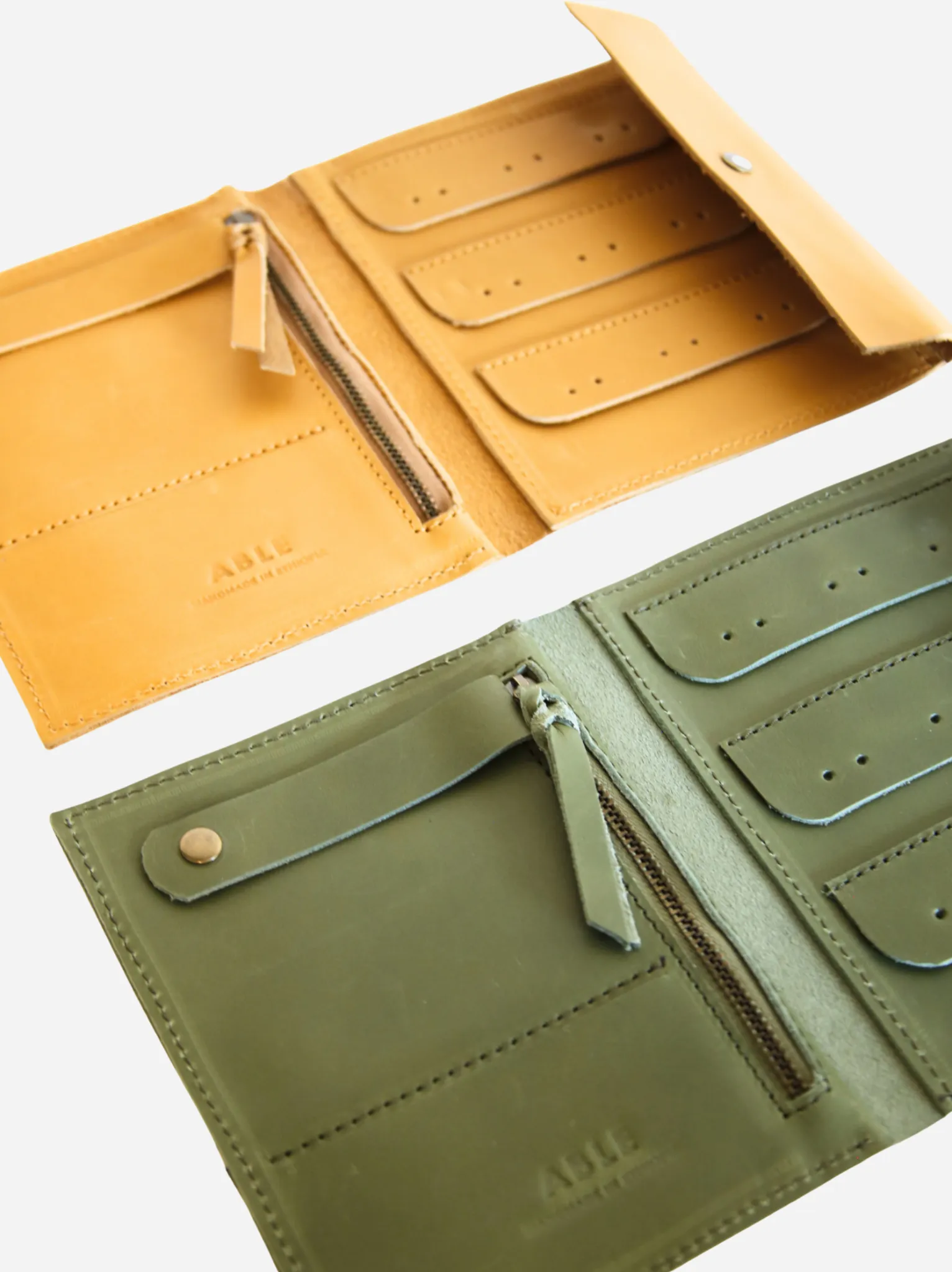 Desta Jewelry Snap Case