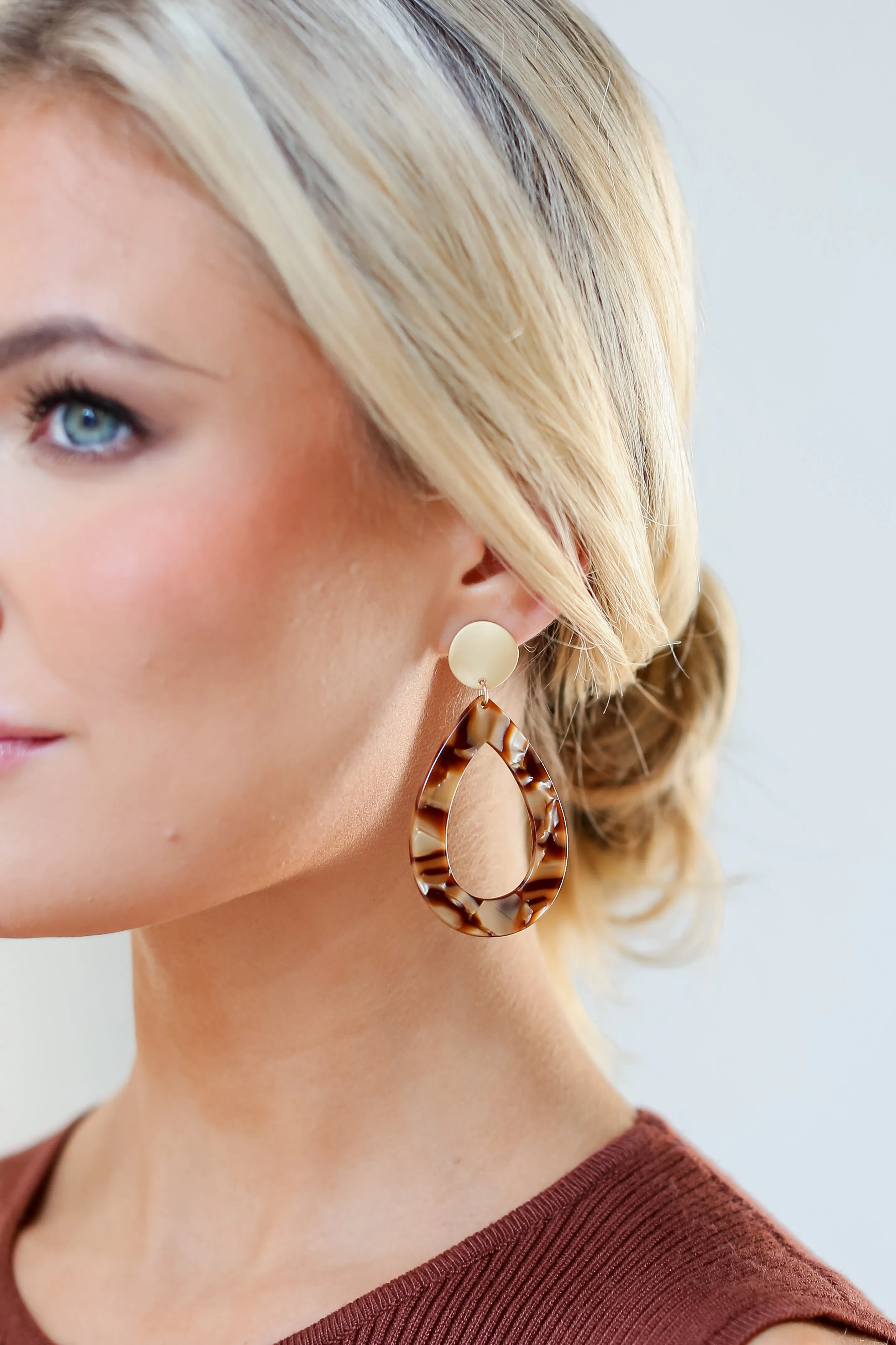 FINAL SALE - Elle Acrylic Teardrop Earrings