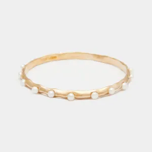 Lulu Pearl Bangle in Gold