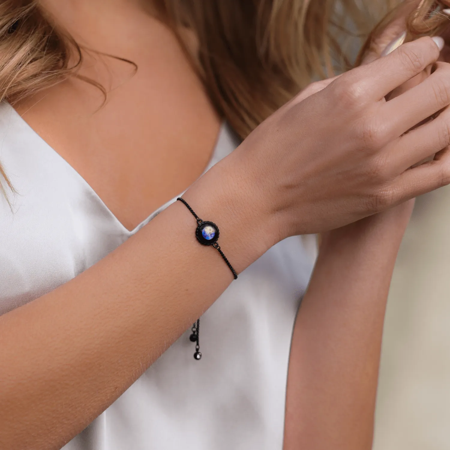 Mercury Retrograde Carina Twist Bracelet in Black