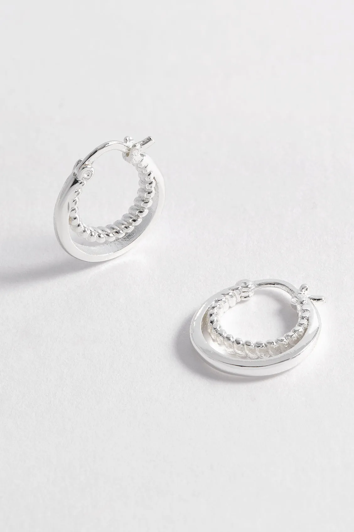 Twisted Double Hoops