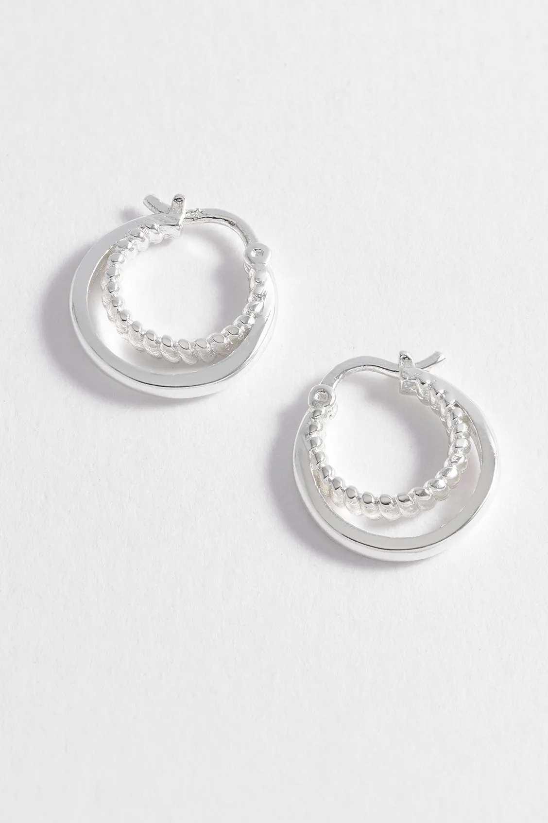 Twisted Double Hoops